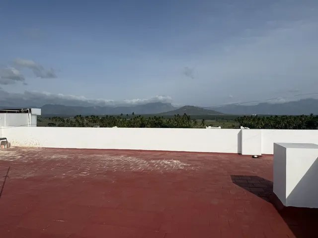 Mountain Terrace & Skyline Views