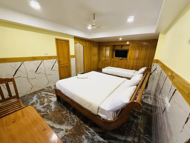 Triple Cot A/C Family Rooms